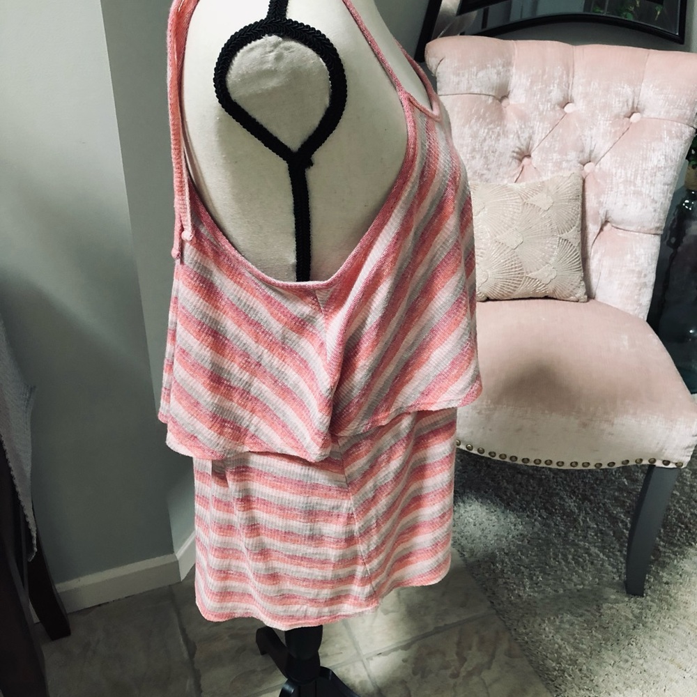 ‼️SALE‼️🚢 Summer Top 🚢 - Picture 5 of 5